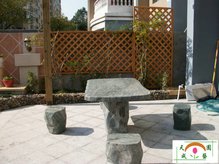 昆山防腐木花格花架石桌石椅地面铺装_天成园艺公司